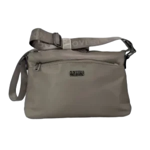 erasebg transformed 2025 11 06t134001.662